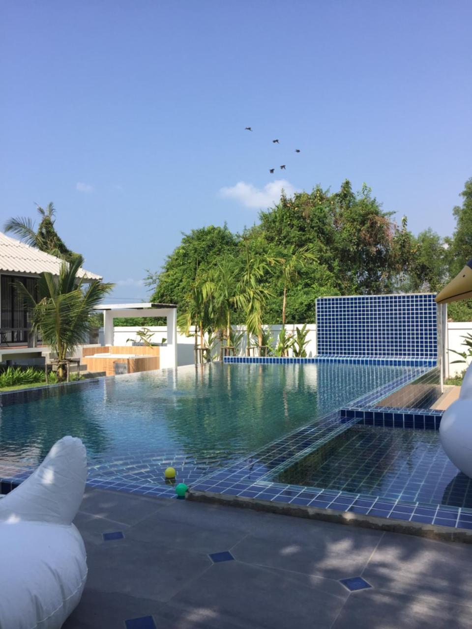 Bulan Villa Rayong Exterior foto